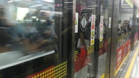杭州地铁1号线（西木野真姬红）129号车凤起路站上行进站（临平方向）
