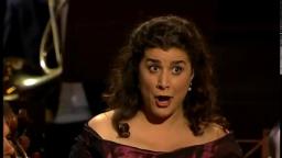 塞西莉亚.巴托莉《美妙的时刻即将来临》莫扎特歌剧《费加罗的婚礼》2001年奥地利格拉茨 - Giunse alfin il momento