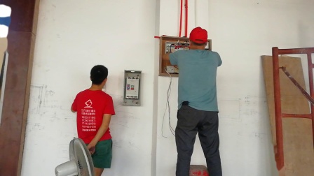 室内装修工人培训学校25天学会家装电工安装技术方法