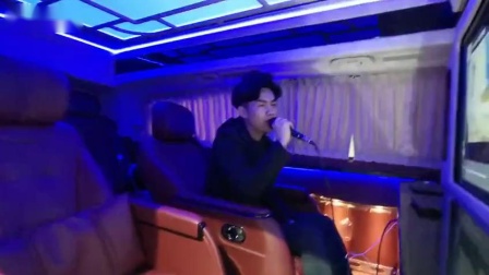 世界很美。但少了你。世界也缺了一道风景