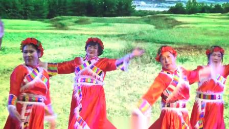 藏族舞《雪山阿佳》表演：天富艺术团
