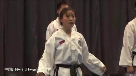 朝鲜跆拳道表演女子组合击破中国ITF网