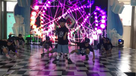 2020青春舞极限街舞公演-中枪了-少儿班  亳州舞极限街舞培训学校