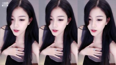 斗鱼TV-920891 萌七啊丶(1)-我若盛开，清风自来~ 2020-10-05 19-35-56