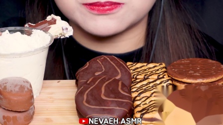 ☆ Nevaeh ☆ 鲜奶油配梦龙巧克力脆皮冰淇淋、巧克力派、巧克力涂层消化饼干、Tico巧克力脆皮雪砖、巧克力夹心饼干 食音咀嚼音（新）