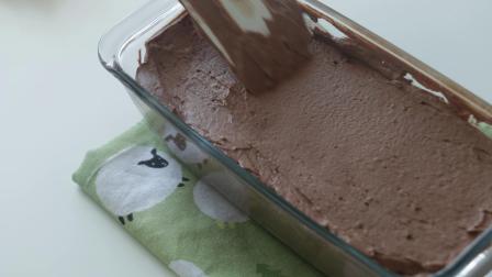 简易版巧克力冰淇淋，只需三种食材，手残党也能做
