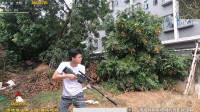 搞笑真人吃鸡，狙神，被人打！