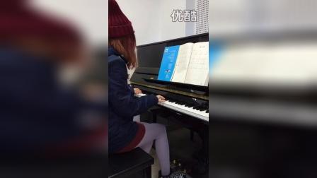 【学生弹奏】梁晓丹，《渔光曲》选自辛笛著《简谱钢琴十课速成》