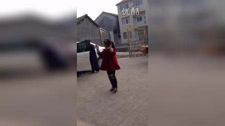 10岁小侄女刘宇宣广场舞跳得不错，为你点赞！