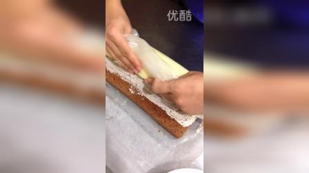 蛋糕卷手法3