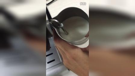东菱500S咖啡机打奶泡跟拉花视频