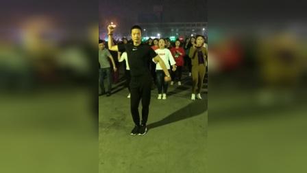 河北省保定市满城区人民广场广场舞展示