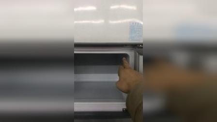 三门冰箱中间门位置调整