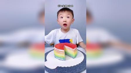 20层的彩虹千层蛋糕，颜值真的太高了，就问你想不想吃