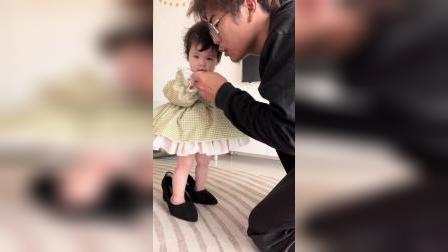公主和她的陛下！你没想错，我说的陛下是我！